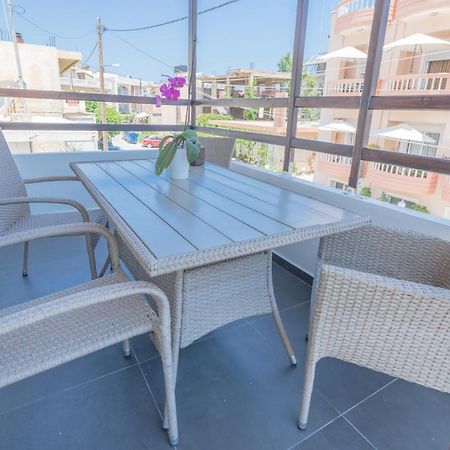 Rotunda Suites Kalamaki Dış mekan fotoğraf