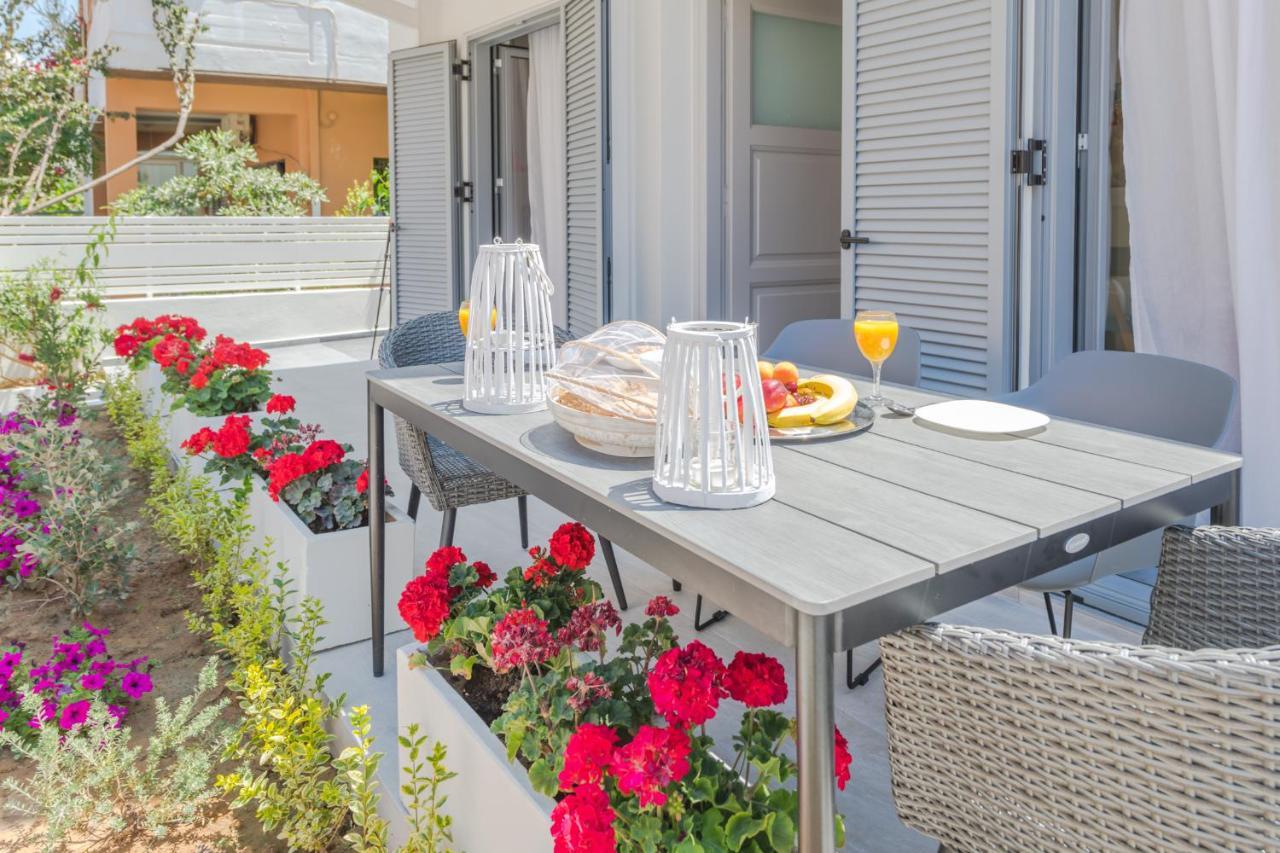 Rotunda Suites Kalamaki Dış mekan fotoğraf