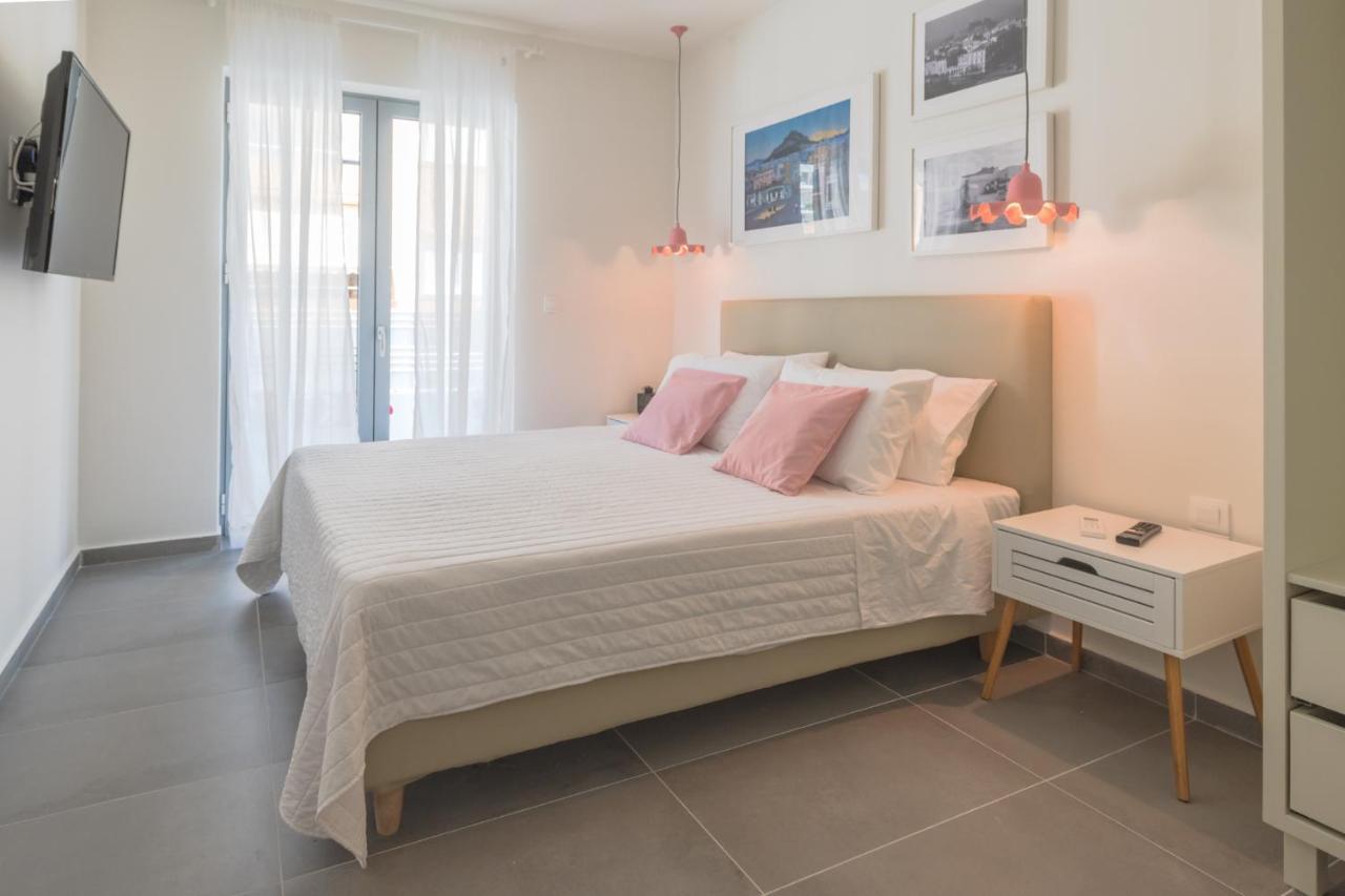 Rotunda Suites Kalamaki Dış mekan fotoğraf