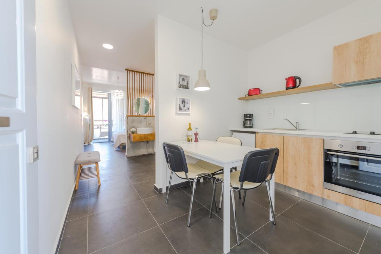 Rotunda Suites Kalamaki Dış mekan fotoğraf