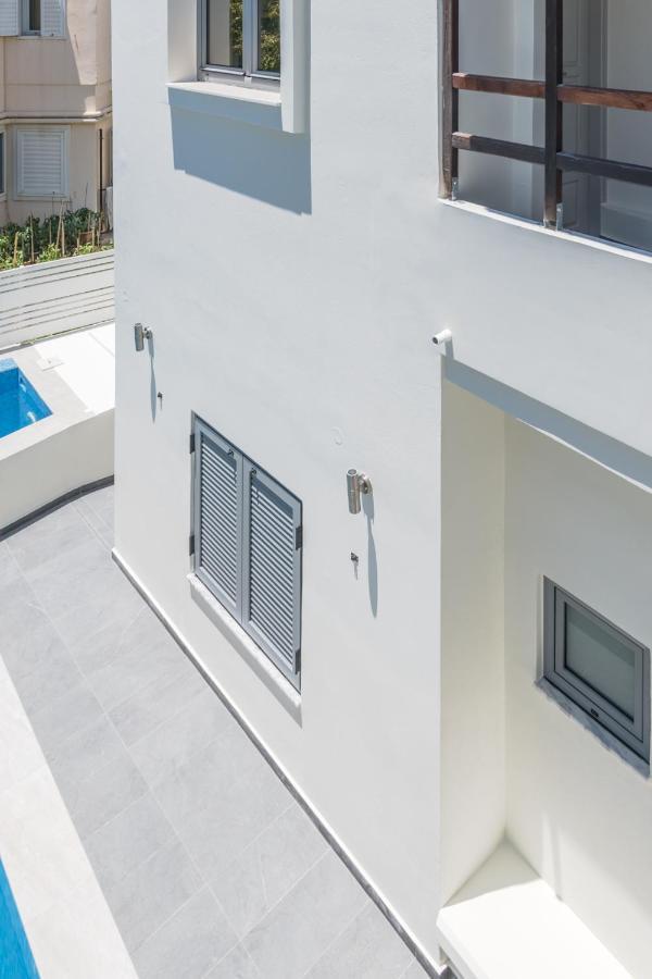 Rotunda Suites Kalamaki Dış mekan fotoğraf
